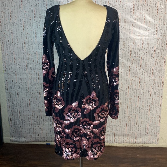 DRESS THE POPULATION DRESS - Picture 5 of 10